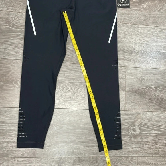 NWT 90 Degree By Reflex 7/8 Ankle Tight Legging Black Perforations M - Picture 10 of 15